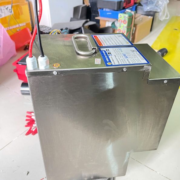 Pin xe máy điện